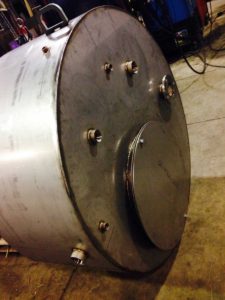 stainless-steel-tank-ports